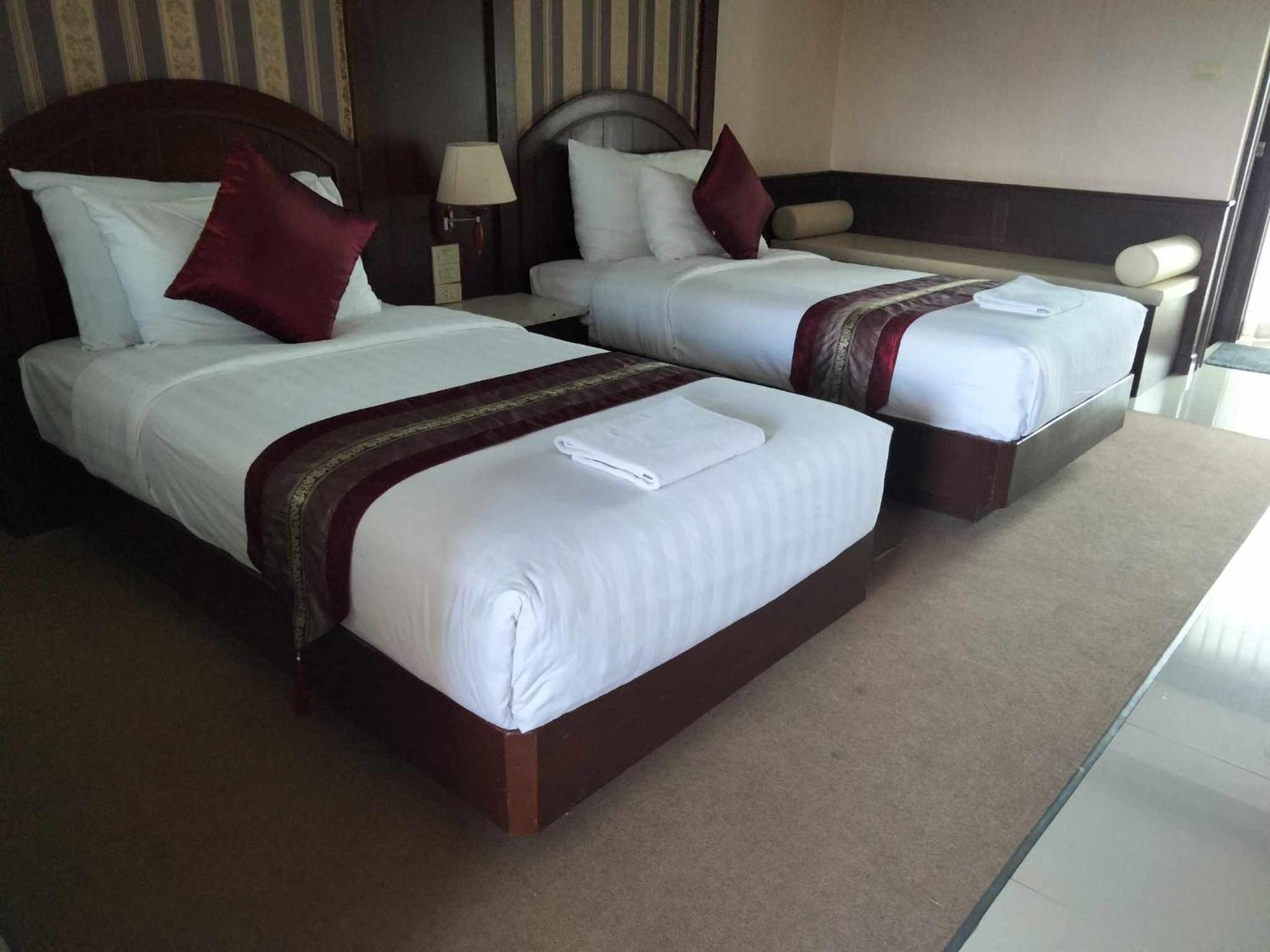 The Lion King Hotel Udonthani Exterior photo