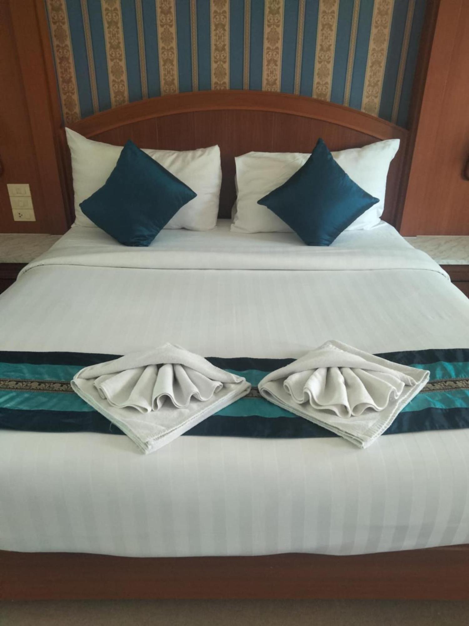 The Lion King Hotel Udonthani Exterior photo